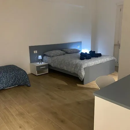 Via Piave 98 Homestay szállás *